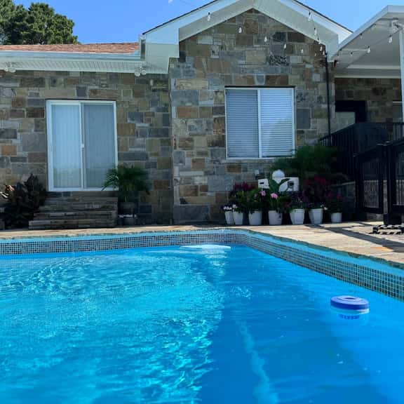 As Good As It Gets on the LakePrivate Pool/Hot Tub - Image 1